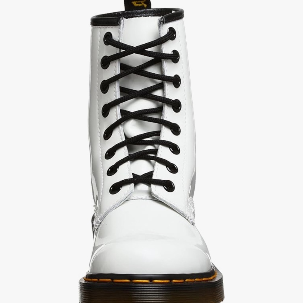 Dr. Martens Youth White 1460 SMOOTH LEATHER LACE UP BOOTS US 6 L Uk 4 EU 37